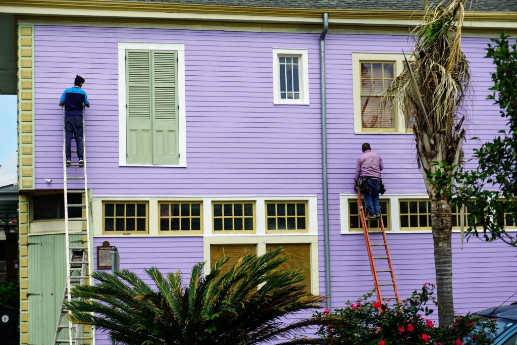 4 Things to Know Before Painting Vinyl Siding Image Line Painting